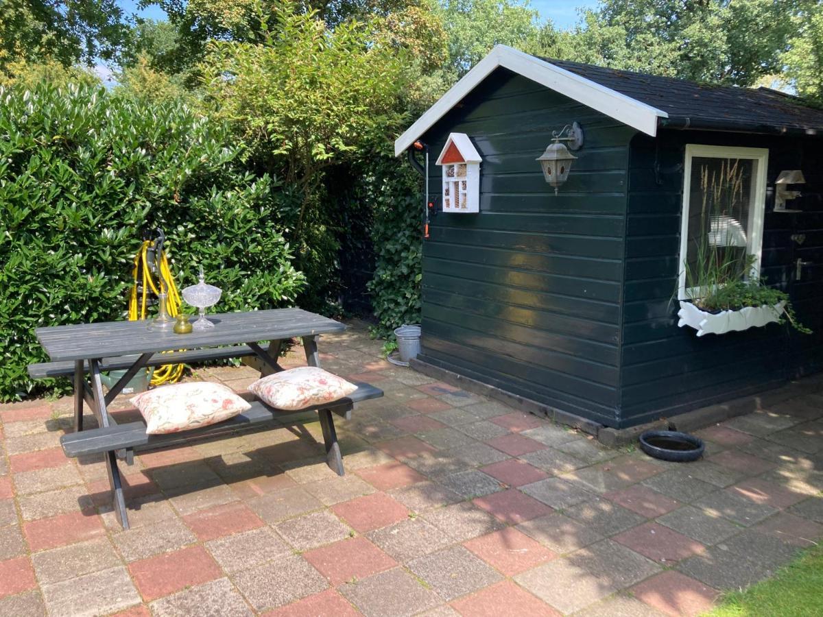 Вілла Charmant Chalet Op Een Bospark Op De Veluwe Пюттен Екстер'єр фото
